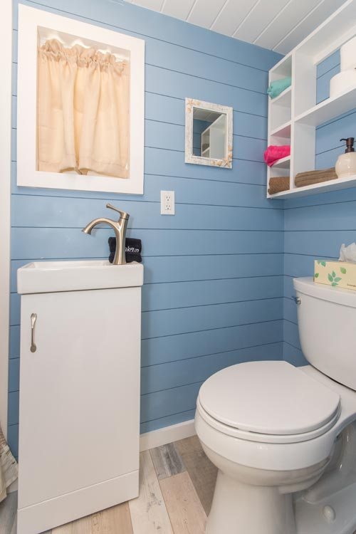 Tiny House Siesta — Bathroom