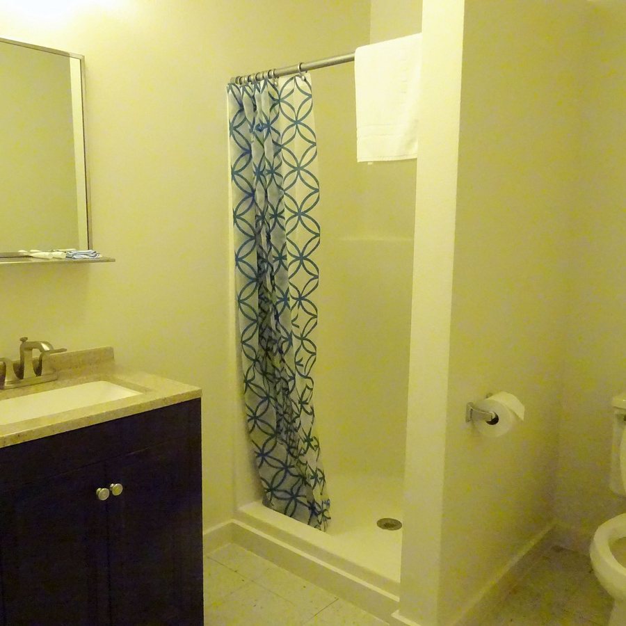 Tip Top Motel Cafe Bakery — Bathroom