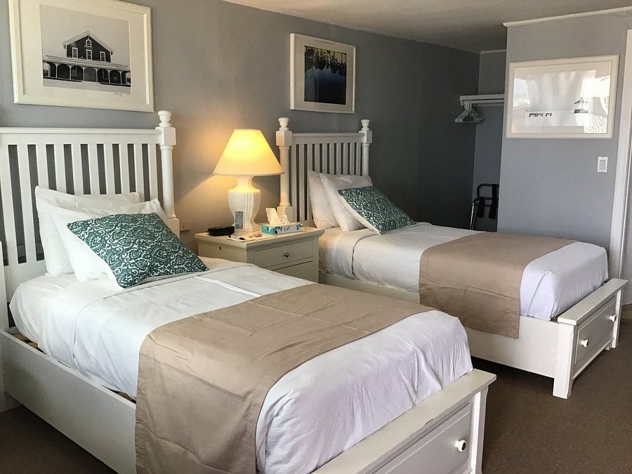 Tivoli Inn — Guest room