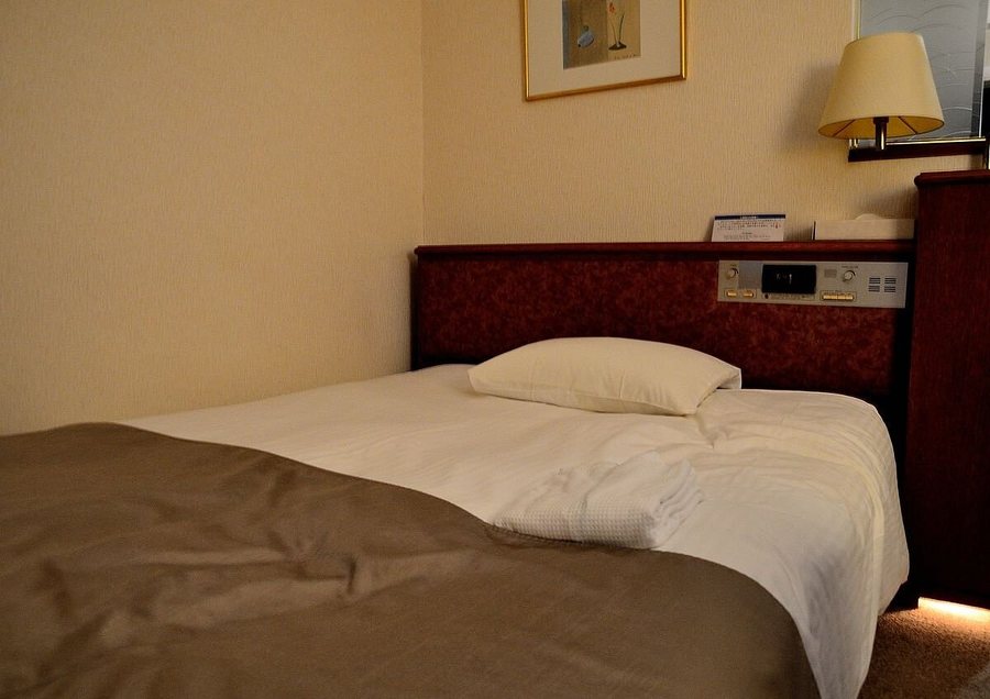 Tokyo Grand Hotel — Guest room