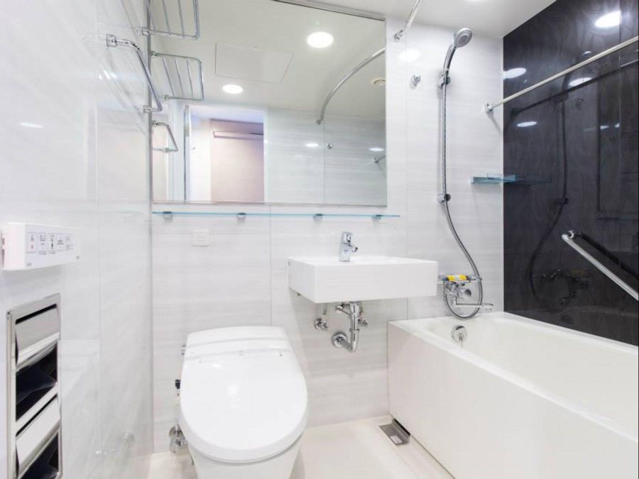 Tokyu Stay Ginza — Bathroom