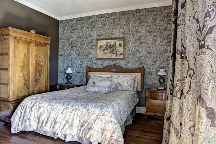 Tombstone RV Park Campground — Guest room