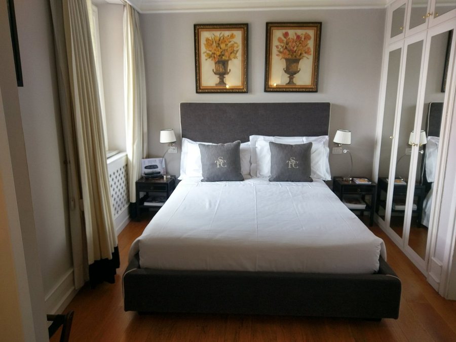 Tornabuoni View — Guest room