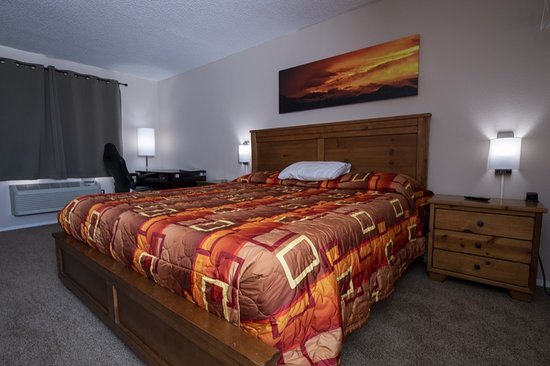 Tower 64 Motel RV Park — Guest room