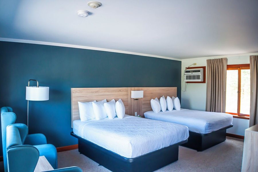 Towne Lyne Motel — Guest room
