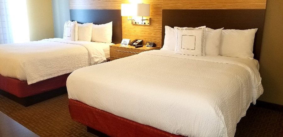 TownePlace Suites by Marriott Austin Round Rock — Guest room