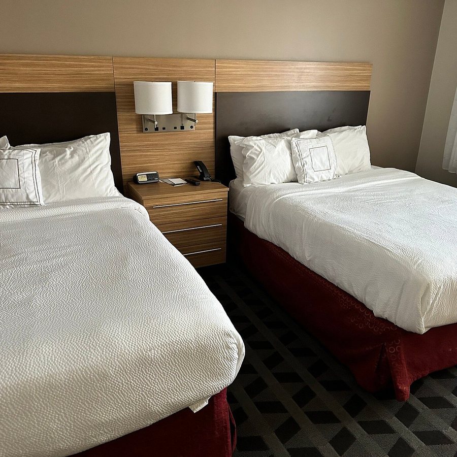 TownePlace Suites by Marriott Boone — Guest room