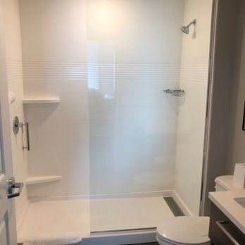 TownePlace Suites by Marriott Charlotte Fort Mill — Bathroom