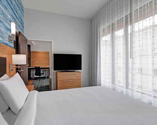 TownePlace Suites by Marriott Cincinnati Downtown — Guest room