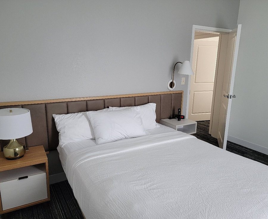 TownePlace Suites by Marriott Dayton North — Guest room