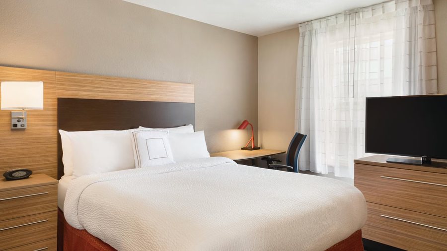 TownePlace Suites by Marriott Denver Downtown — Guest room