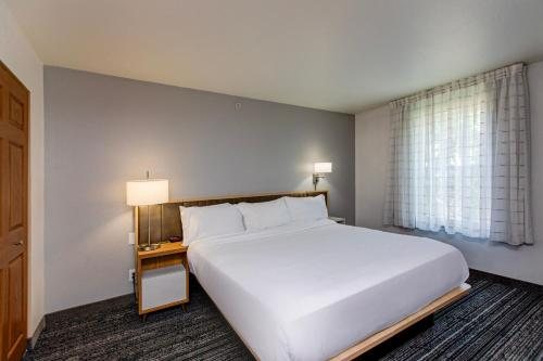TownePlace Suites by Marriott Denver Southwest Littleton — Guest room