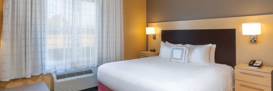 TownePlace Suites by Marriott Huntsville — Guest room
