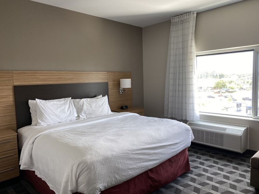TownePlace Suites by Marriott Jacksonville East — Guest room