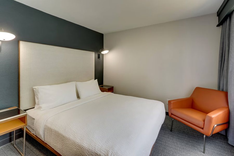 TownePlace Suites by Marriott Lexington South Hamburg Place — Guest room