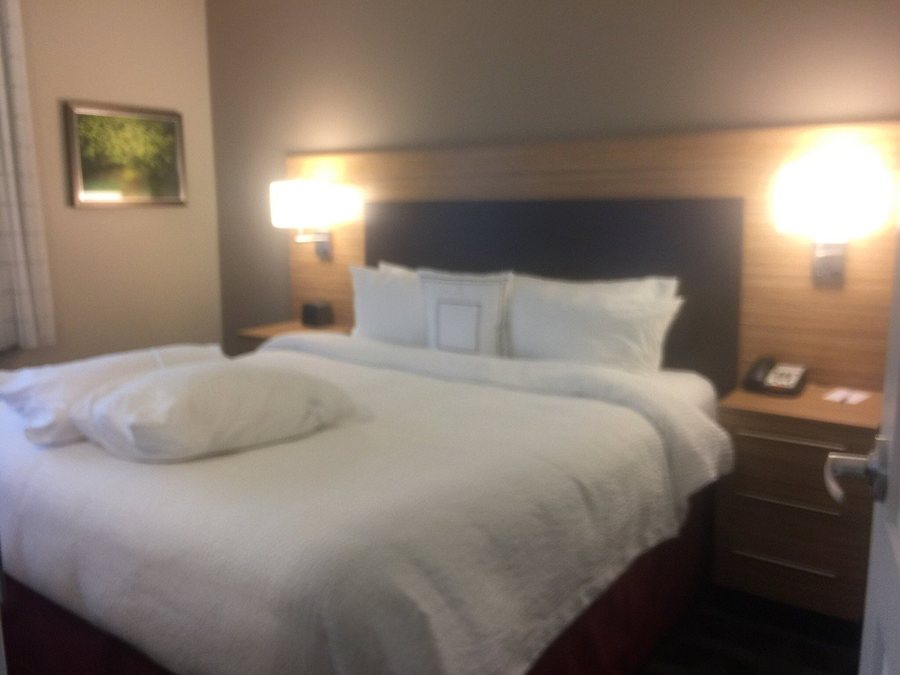TownePlace Suites by Marriott Parkersburg — Guest room