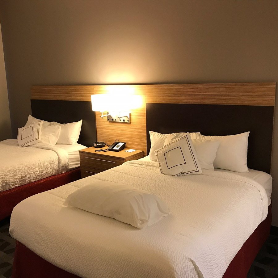 TownePlace Suites by Marriott Pittsburgh Harmarville — Guest room
