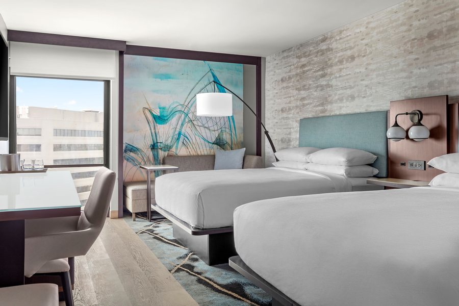 TownePlace Suites by Marriott San Antonio Airport — Guest room