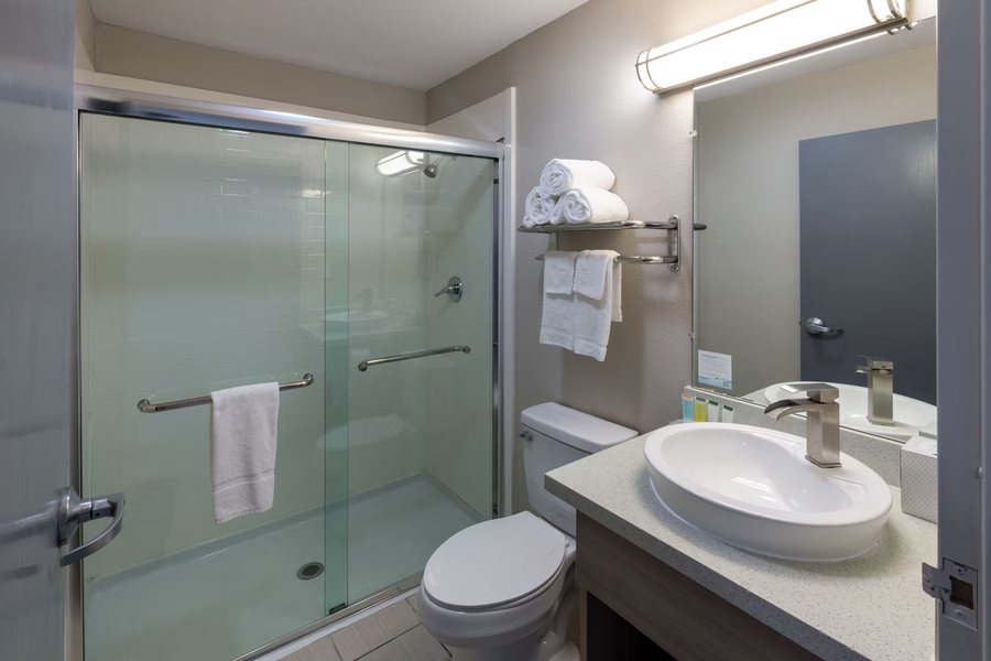 TownePlace Suites by Marriott Shreveport Bossier City — Bathroom