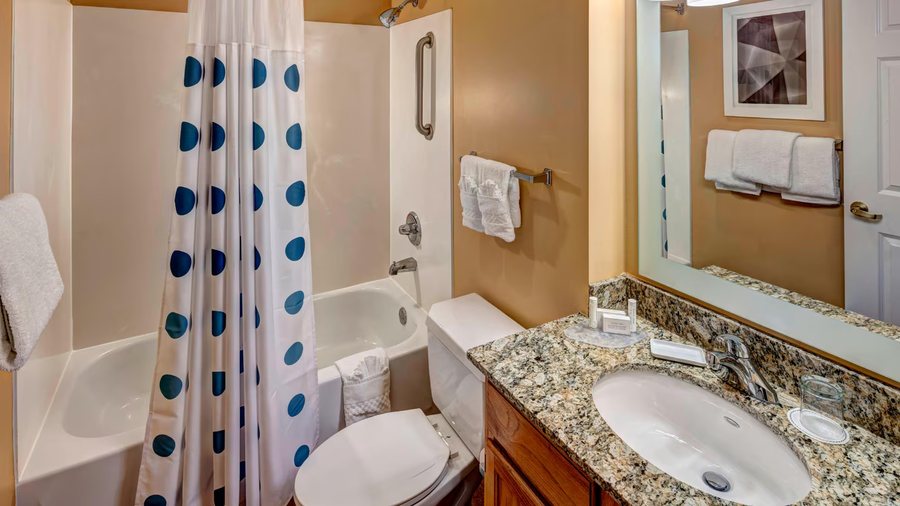 TownePlace Suites by Marriott Tehachapi — Bathroom