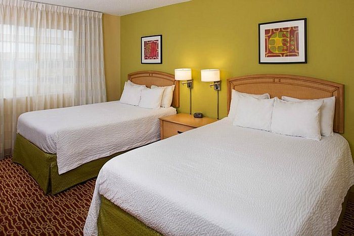 TownePlace Suites by Marriott Wichita East — Guest room