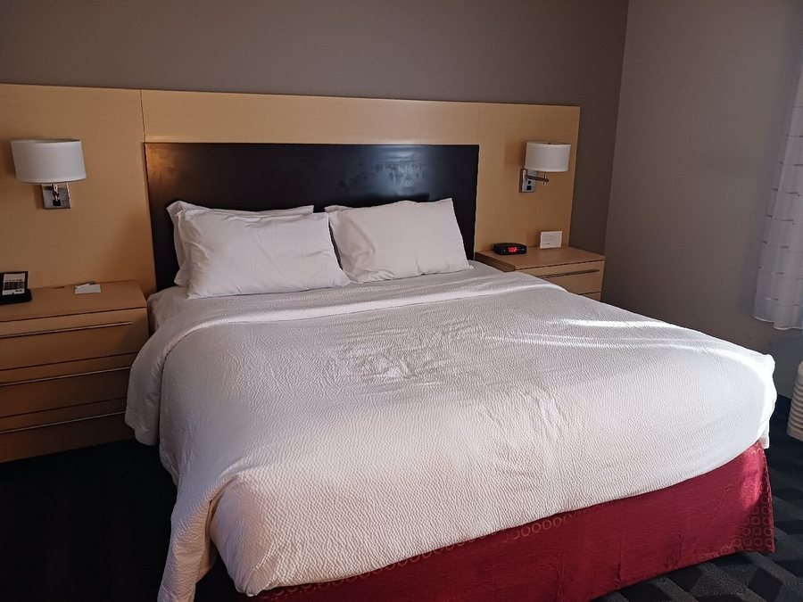 Towneplace Suites By Marriott Williamsport Pa — Guest room