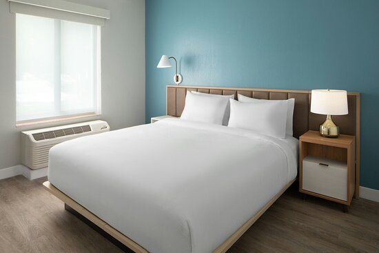TownePlace Suites by Marriott Wilmington Wrightsville Beach — Guest room