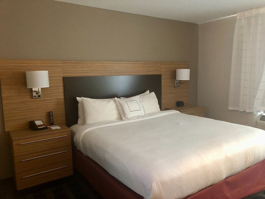 TownePlace Suites Louisville North — Guest room