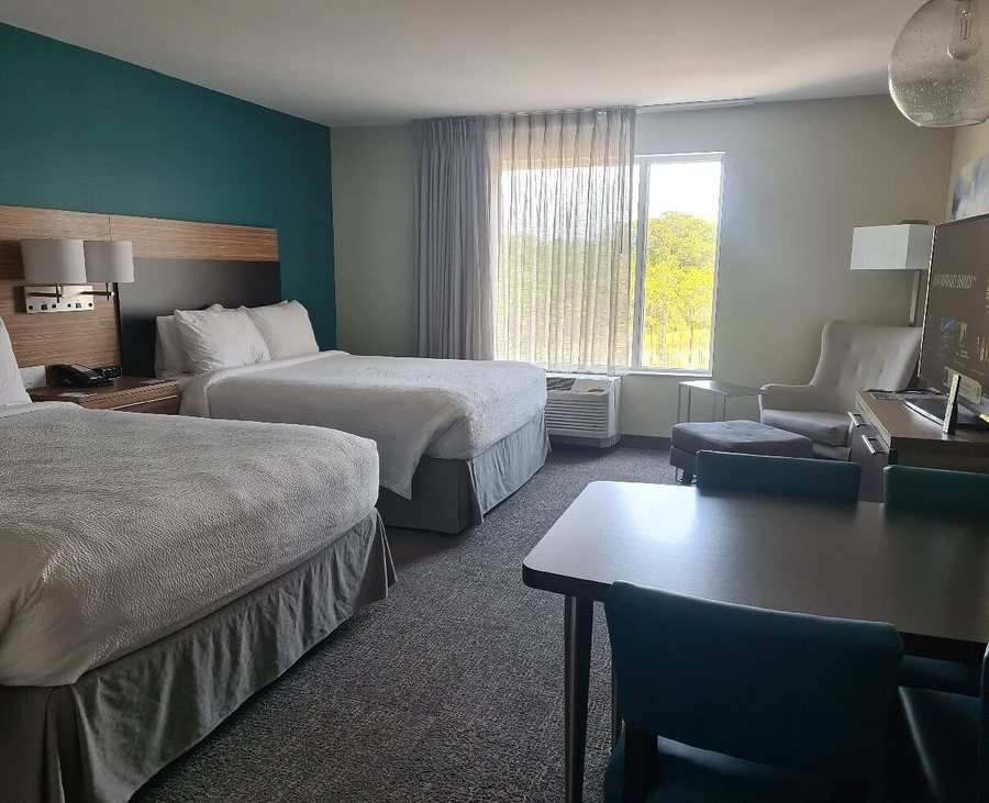 TownePlace Suites Panama City Beach Pier Park — Guest room