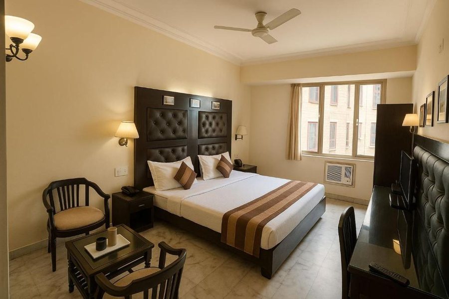 Townhouse Karol Bagh Formerly Hotel Unistar — Guest room