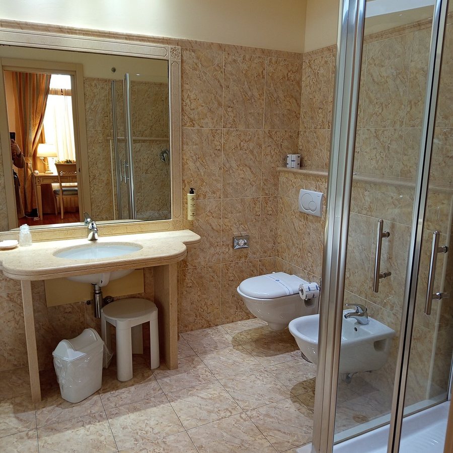 Tramas Hotel S r l — Bathroom