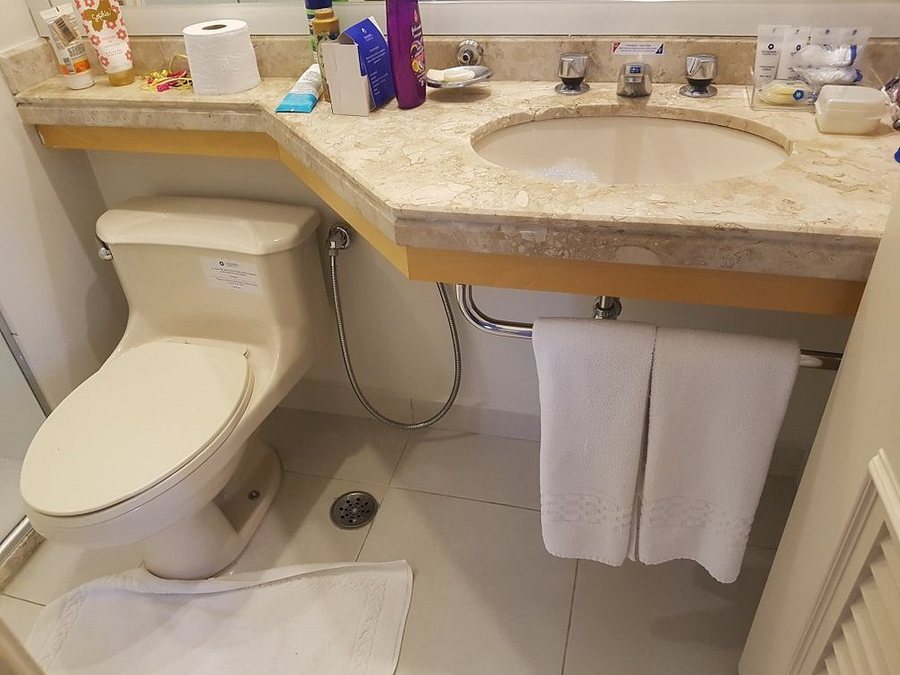 Transamerica Executive Bela Cintra — Bathroom