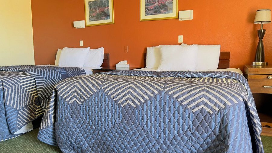 Travelers Campground — Guest room