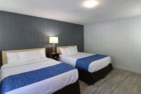 Travelodge by Wyndham Downtown Gatlinburg — Guest room