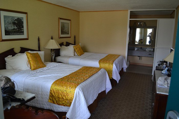 Travelodge by Wyndham Ogallala — Guest room