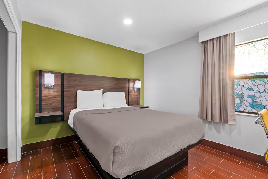 Travelodge by Wyndham Suites St Augustine — Guest room