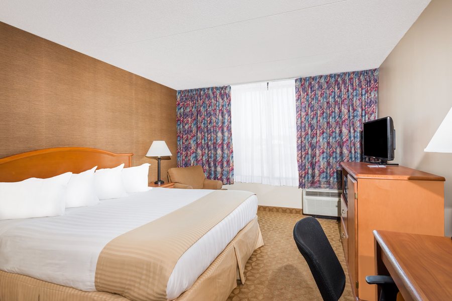 Travelodge by Wyndham Watertown — Guest room