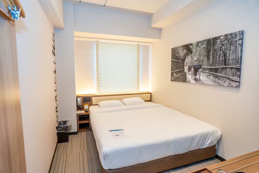 Travelodge Kyoto Shijo Kawaramachi — Guest room