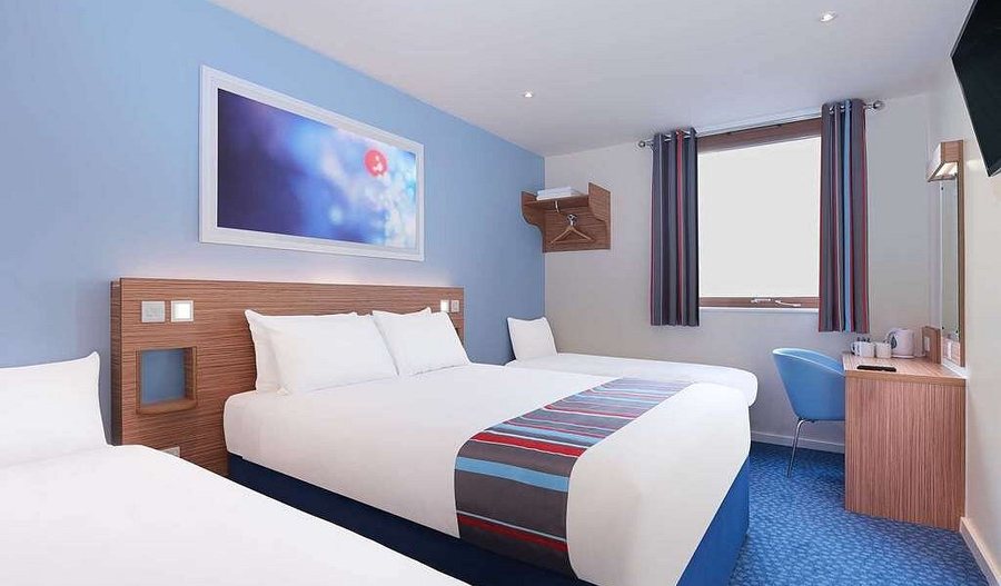 Travelodge London Beckton — Guest room