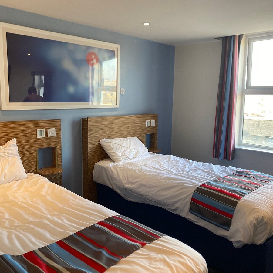 Travelodge London Farringdon — Guest room