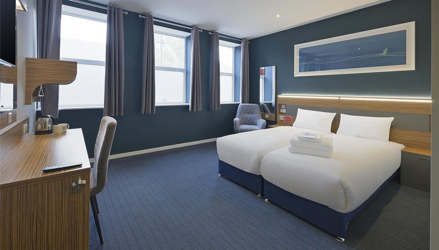 Travelodge London Stratford Centre — Guest room
