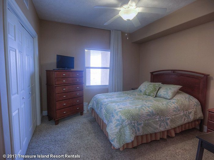 Treasure Island Resort Condominium — Guest room