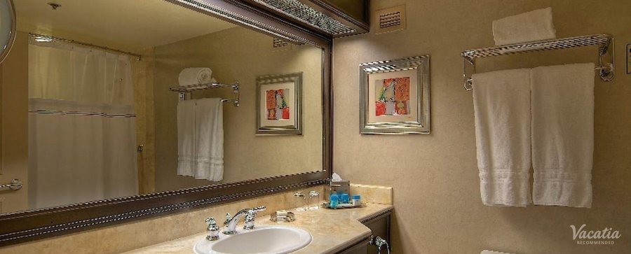Treasure Island TI Las Vegas Las Vegas Nevada — Bathroom
