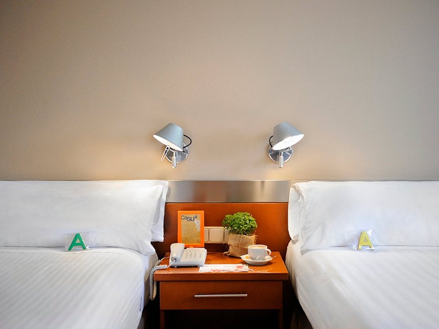 Tres Torres Atiram Hotel Barcelona Catalonia — Guest room