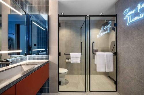 Tribe Phuket Patong — Bathroom