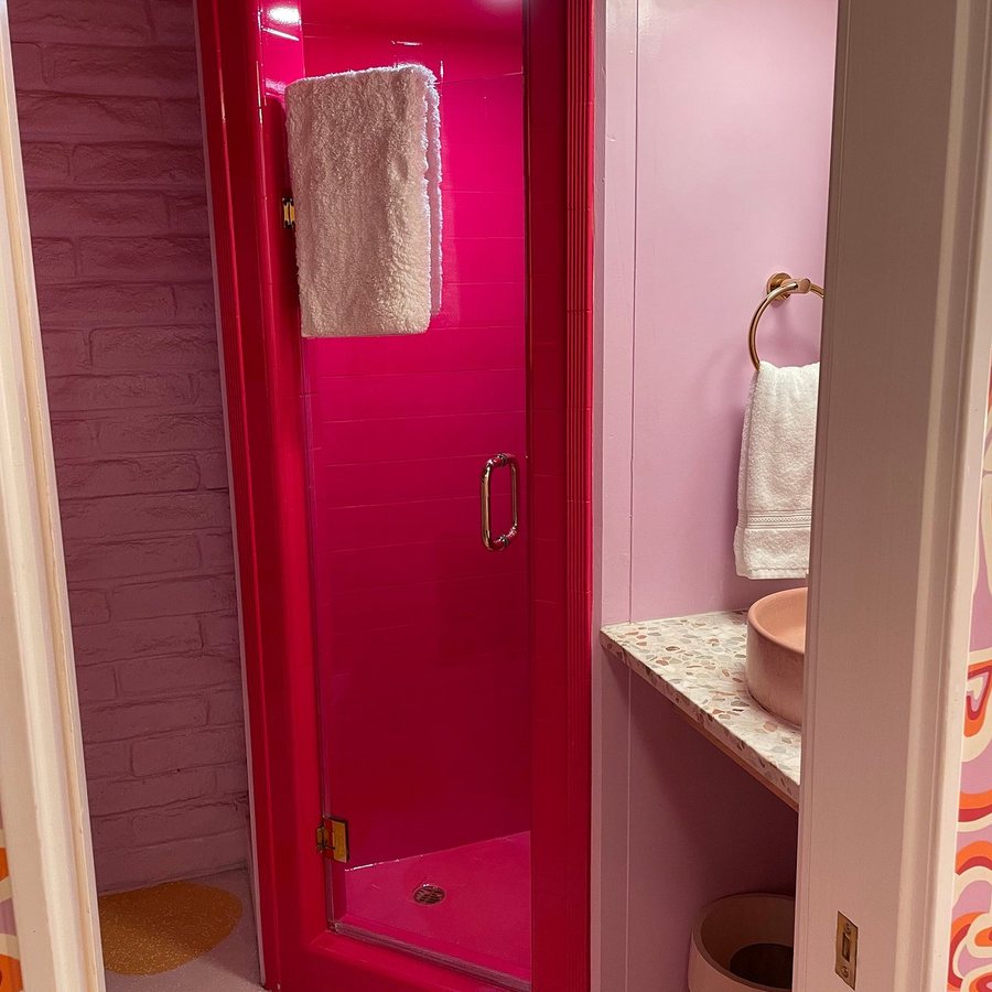 Trixie Motel — Bathroom