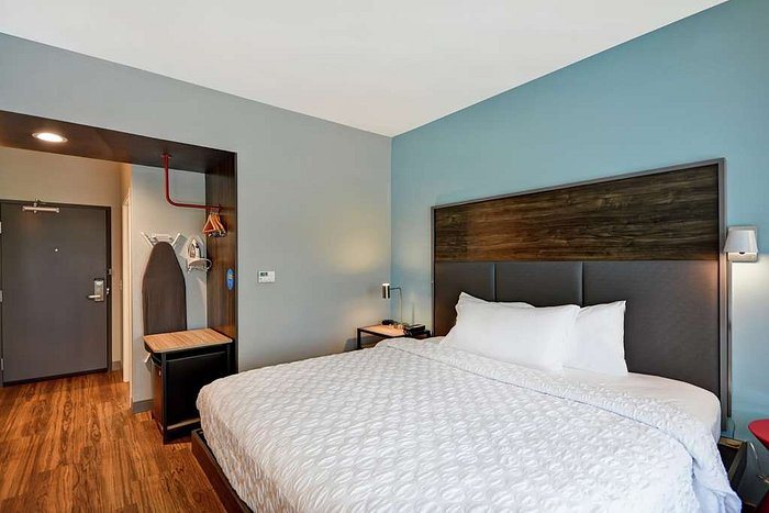 Tru by Hilton Corpus Christi South Padre Island Dr — Guest room