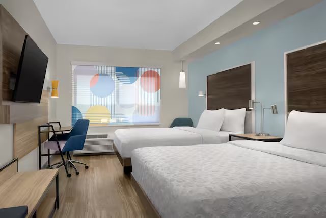 Tru By Hilton Fayetteville I 95 — Guest room