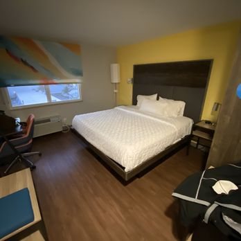 Tru by Hilton Florida City — Guest room