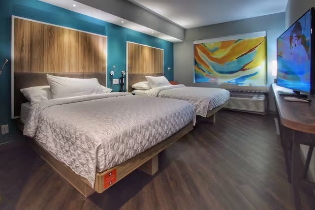 Tru by Hilton Oklahoma City NW Expressway — Guest room